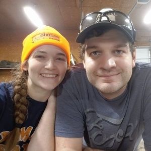 Meet your Posher, Carley